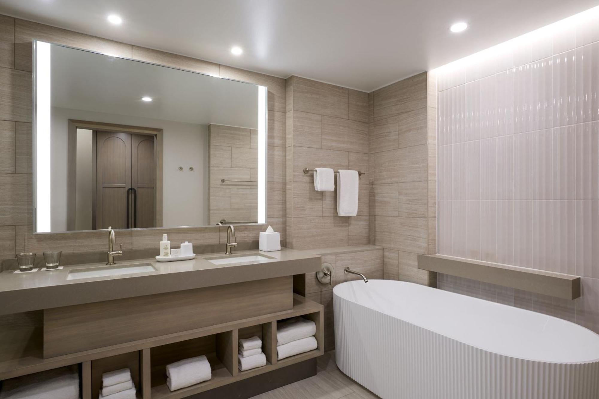 Jw Marriott St Maarten Beach Resort & Spa Dawn Beach Extérieur photo